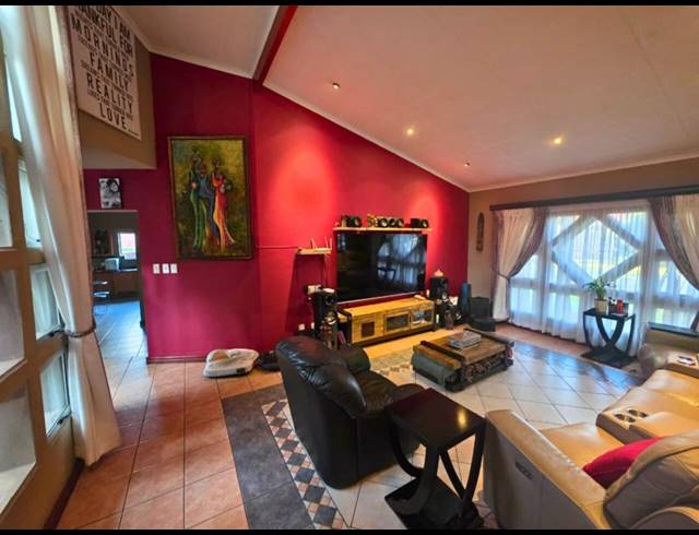 4 BEDROOM HOUSE FOR SALE IN BLUE GILL